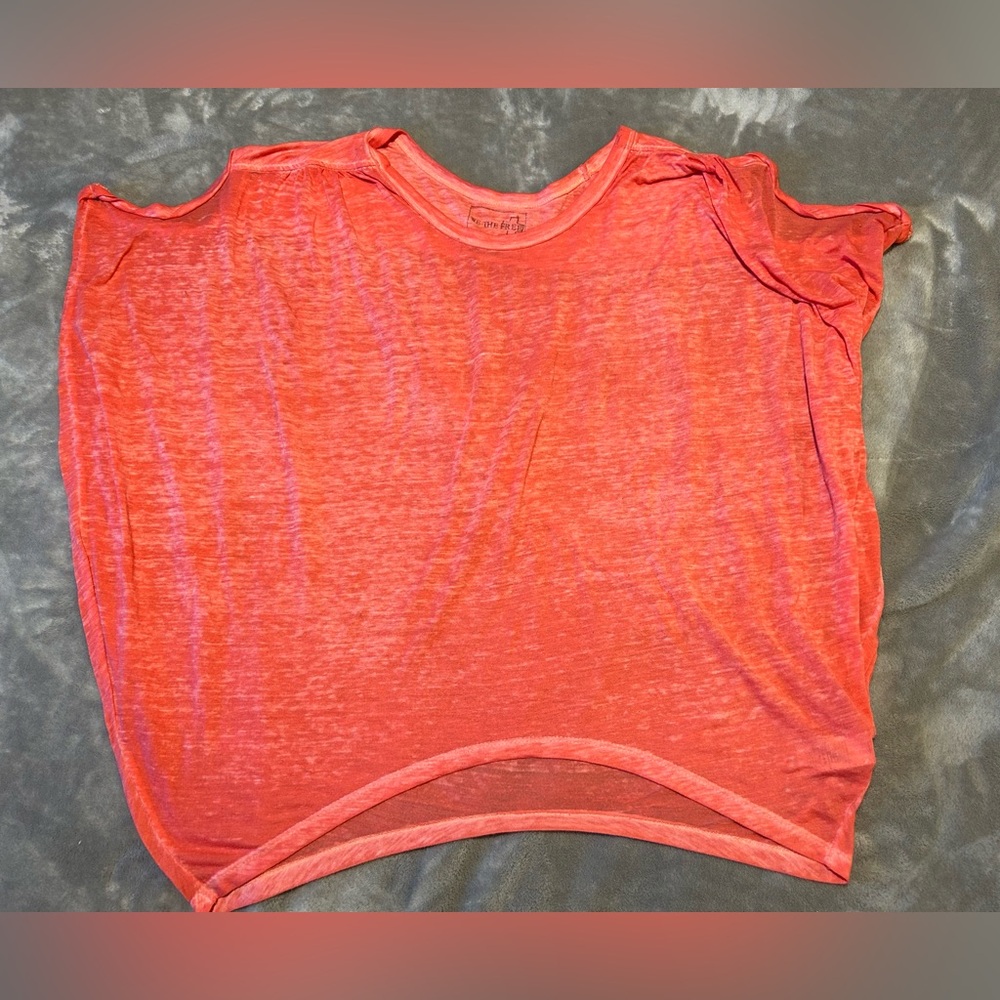 Free people tee size small